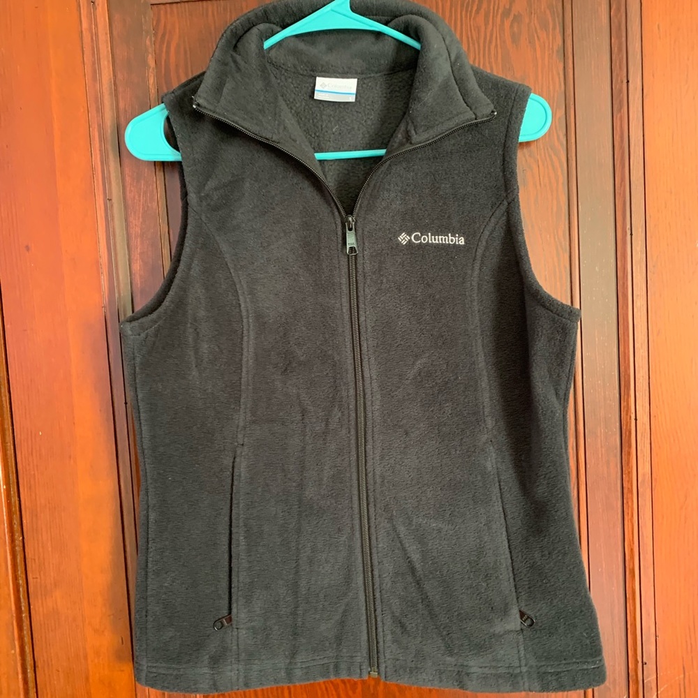 Columbia vest